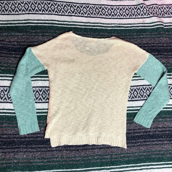 Colorblock sweater - Picture 5 of 5